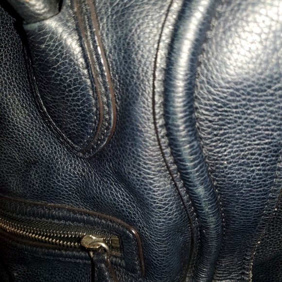 Meet your Posher, Aly - Picture 4 of 4